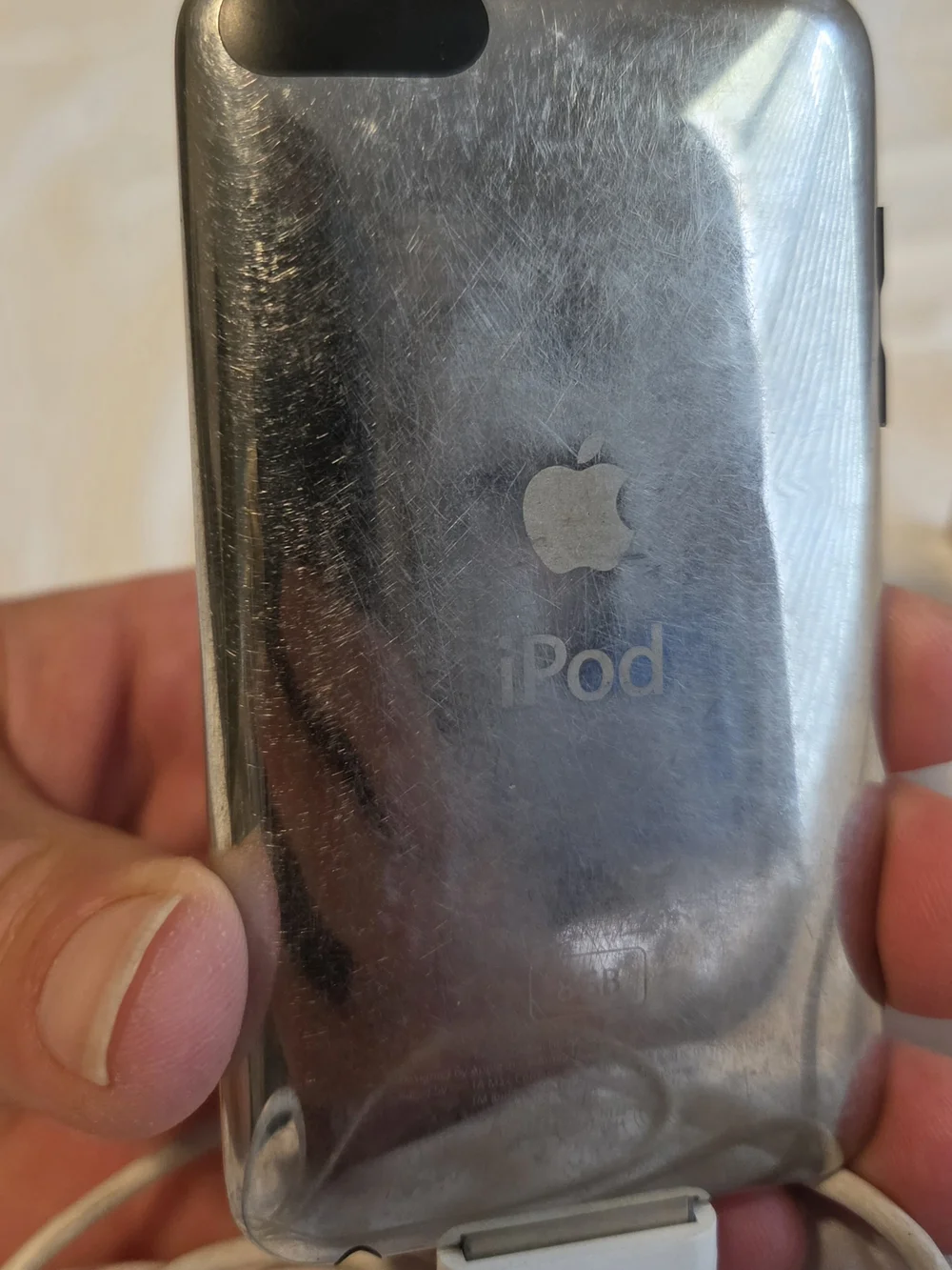 Apple iPod Touch (Black) - Front Display